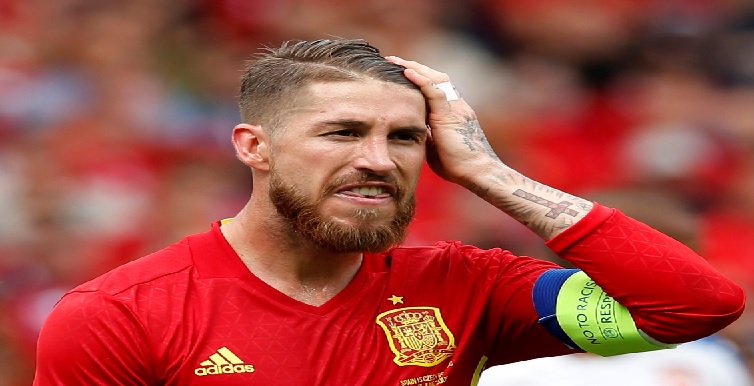 لاعب بارز يُعلن اعتزاله دولياً.. من هو؟