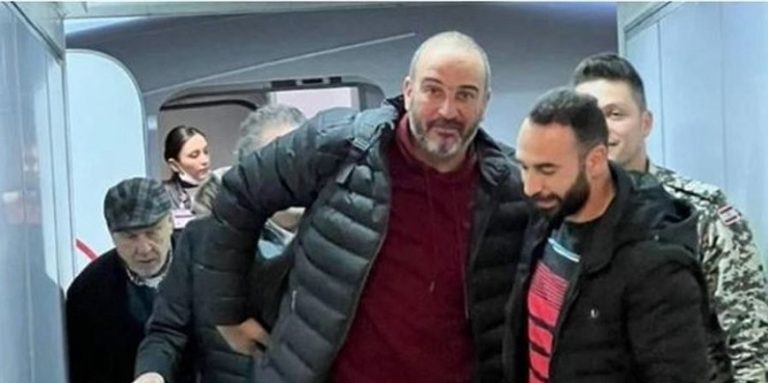 هكذا أمضى باسل حبقوق 52 ساعة تحت الأنقاض!