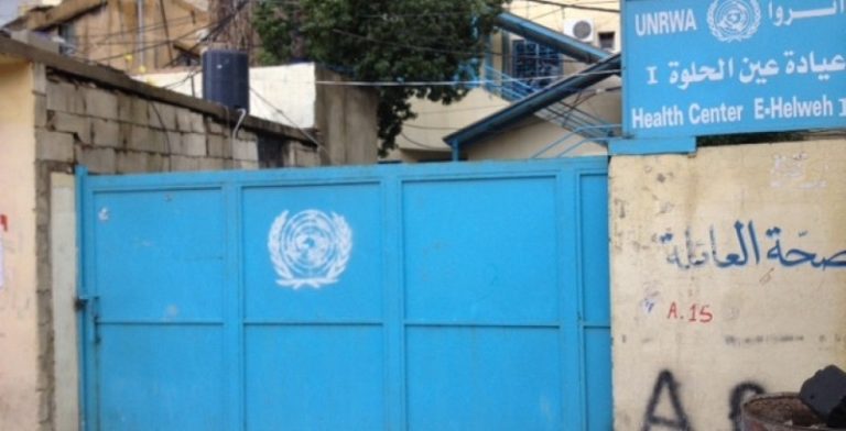 تسمم 7 أشخاص من طاقم “الاونروا” الطبي.. هل من شبهة جنائية؟