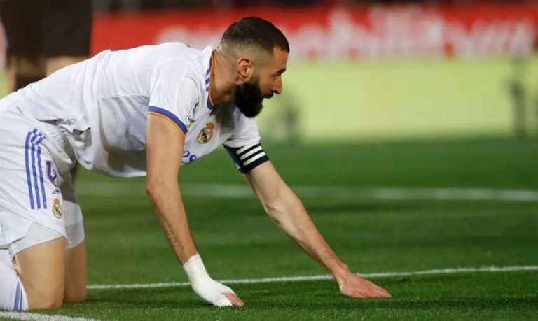 بنزيمة في حالة غضب.. وريال مدريد يتخذ القرار