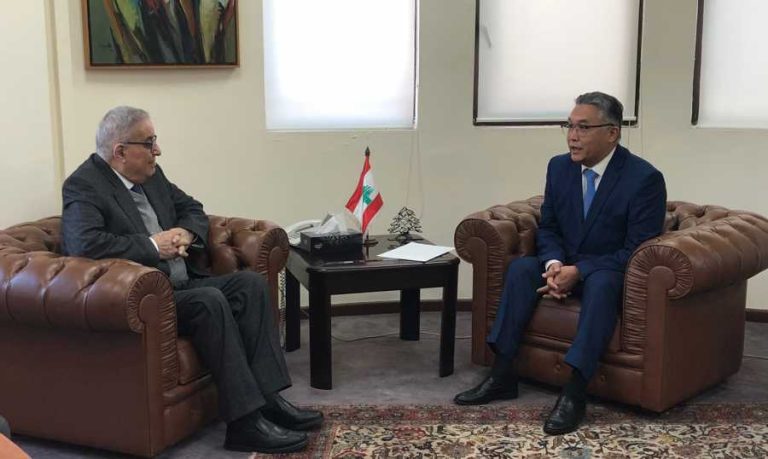 بوحبيب يلتقي سفير كازاخستان