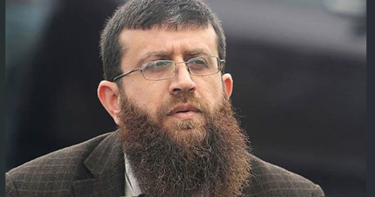 محكمة الاحتلال تمدد اعتقال أسير مضرب عن الطعام