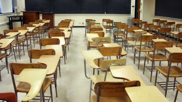 التعليم الرسمي: لا عودة عن الإضراب والتحرك مستمر