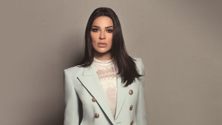 بعد العدوان الإسرائيلي على سوريا.. كيف علقت نادين نجيم؟