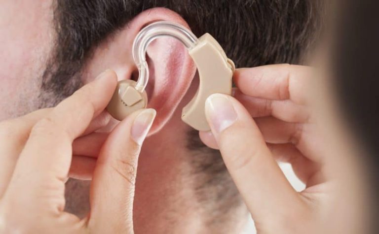 أمراض ومشاكل صحية مرتبطة بضعف السمع