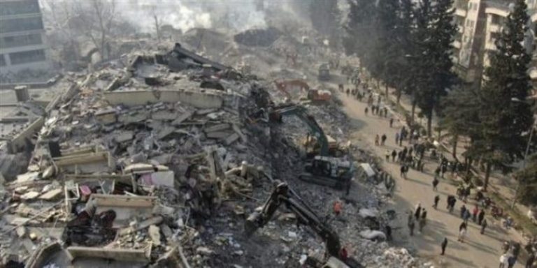 زلزال تركيا يعادل 500 قنبلة ذرية