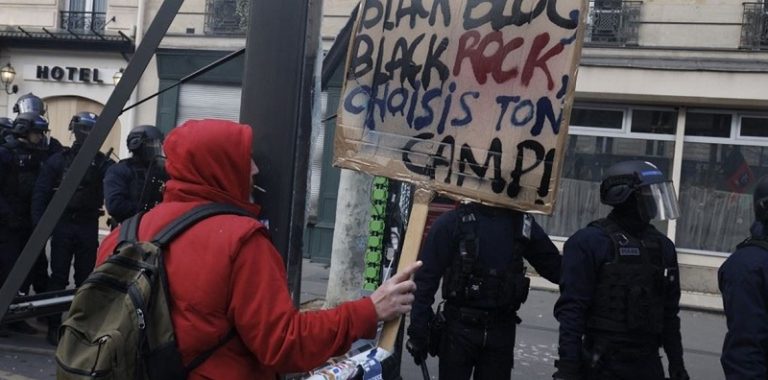 فرنسا: 1,28 مليون متظاهر احتجاجاً على تعديل قانون التقاعد