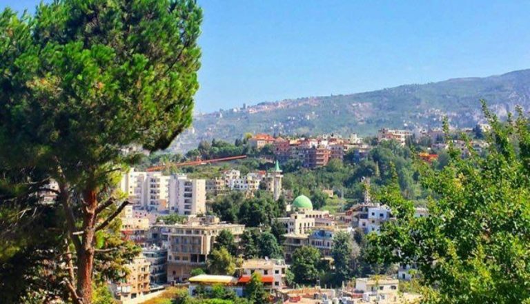 مجهولون سرقوا معدات طاقة شمسية بمنزل في بلدة سير الضنية