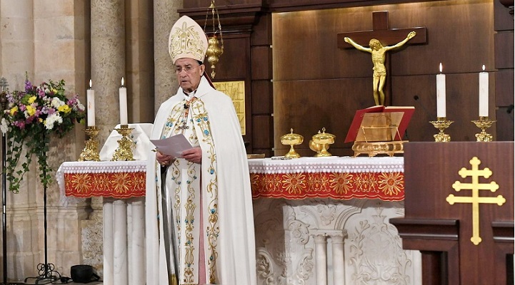 الراعي يهاجم “عبدة المصالح الخاصة”