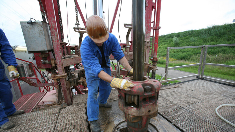 بـ100 مليون طن.. الصين تكشف حقلاً نفطياً جديداً