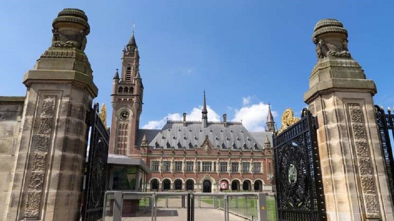 مدعي عام محكمة الجنايات الدولية: مذكرة “اعتقال” بوتين أمر مؤسف