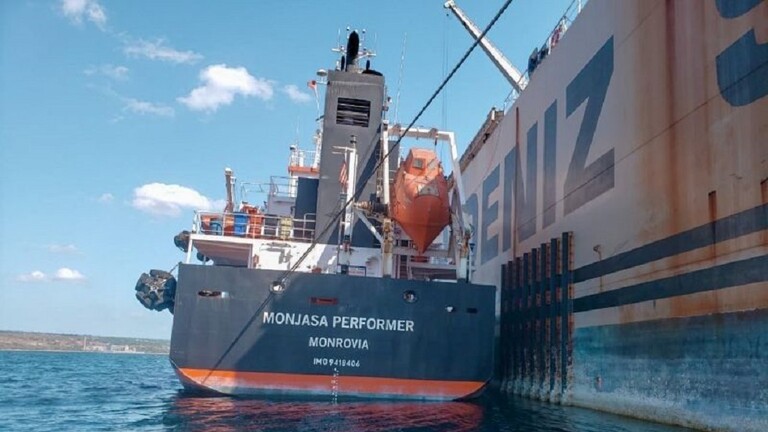 قراصنة يسيطرون على سفينة شحن دنماركية في خليج غينيا