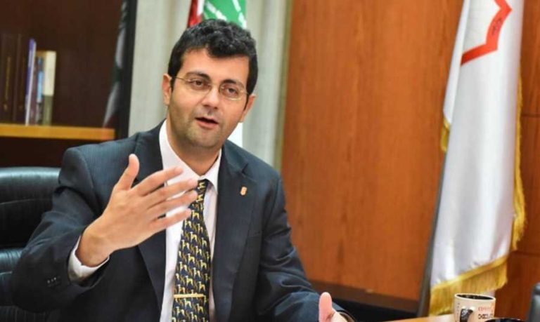 سلّوم: على الجميع النزول الى الشارع