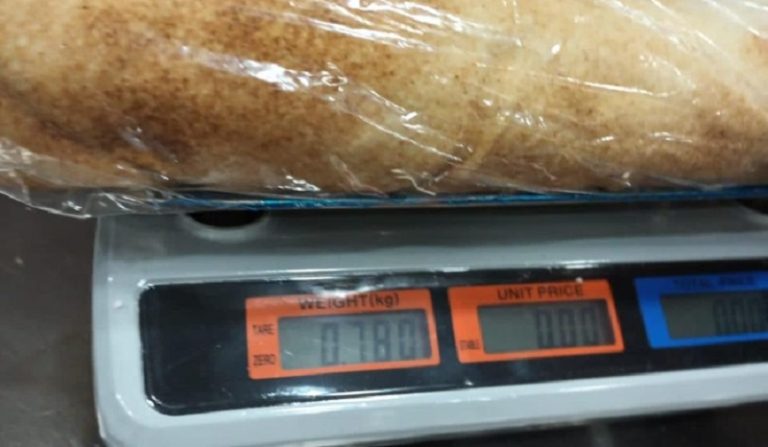 تسطير محاضر ضبط بحق 3 أفران مخالفة