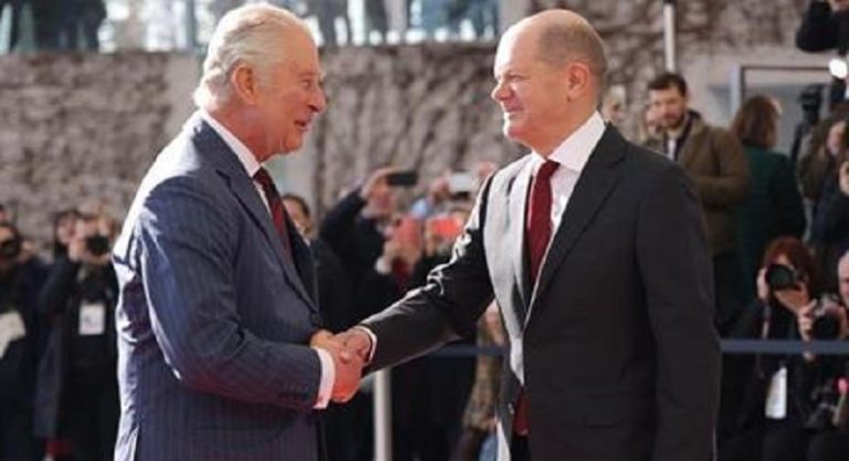 تشارلز شولتس