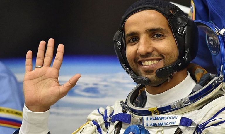 سلطان النيادي