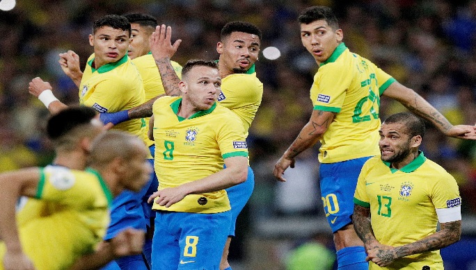 وجوه جديدة في تشكيلة السامبا لمواجهة المغرب