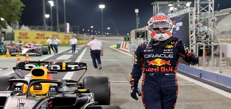 فيرستابن أول المنطلقين في سباق البحرين