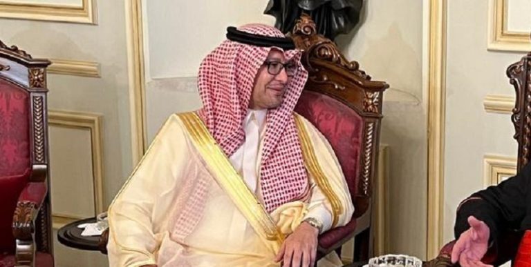 وليد البخاري السعودية سفير