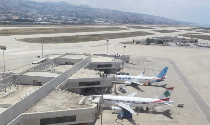 ما هي خلفيات الحملة على إنشاء مبنى جديد للمسافرين في المطار؟