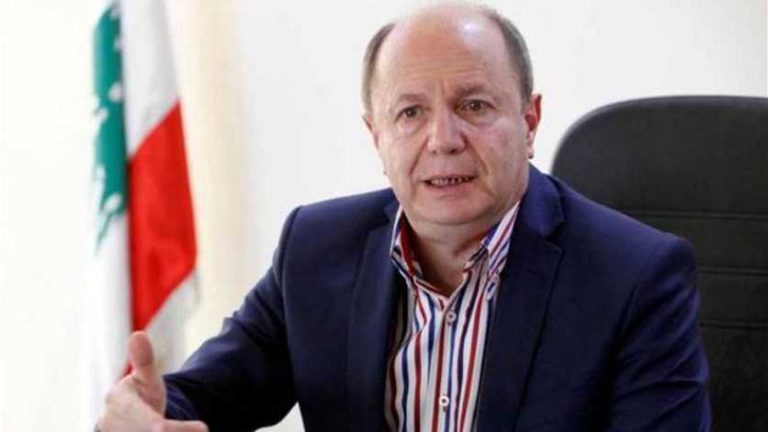 الأسمر لسلامة: لدفع الرواتب على سعر صيرفة 45000