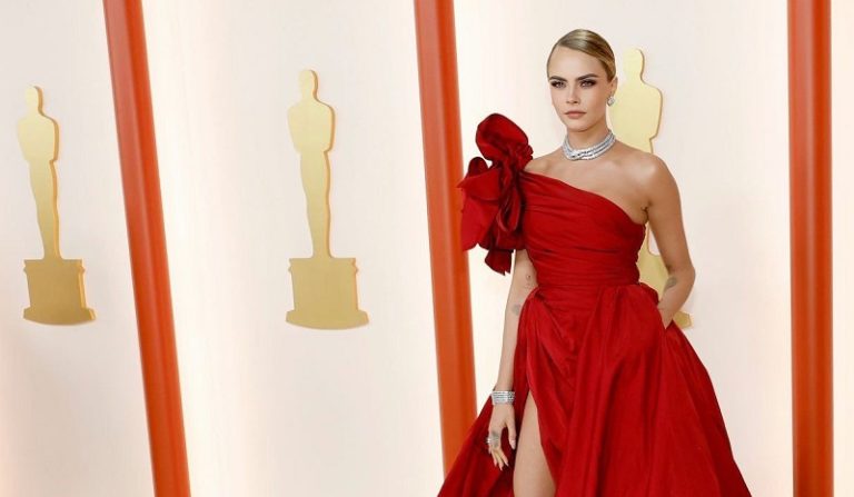 كارا ديليفين