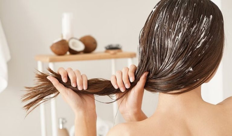 لماذا يتساقط الشعر خلال الرضاعة الطبيعية؟