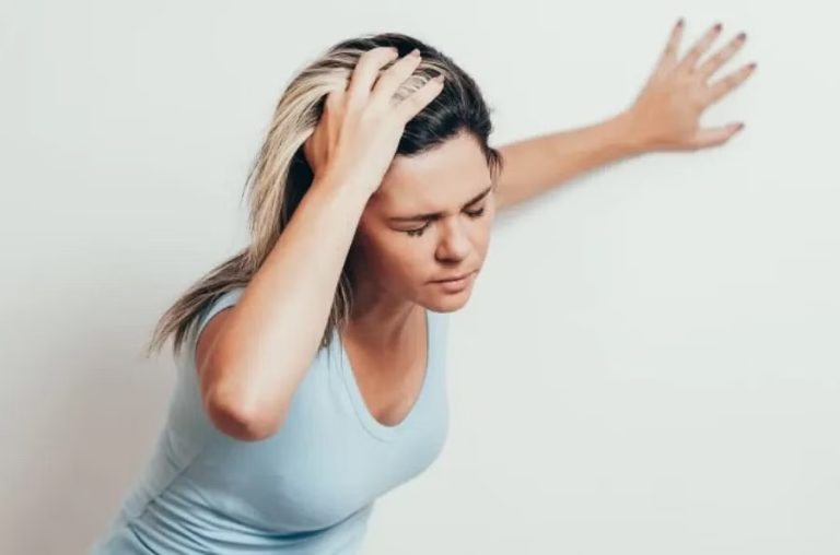 ما سبب الإغماء خلال “الدورة الشهرية”؟