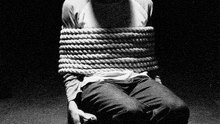 خطف وضرب رئيس بلدية بلدة لبنانية