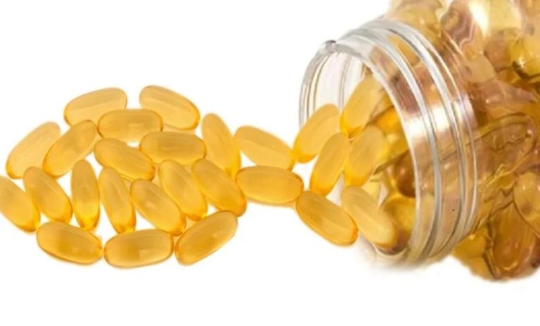 هذا ما يفعله زيت السمك في الجسم