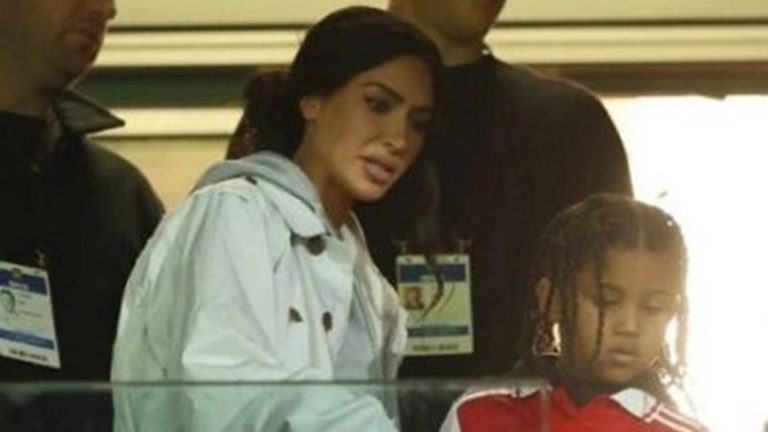 بالفيديو.. ما سبب زيارة كيم كارديشيان وعائلتها إلى لندن؟