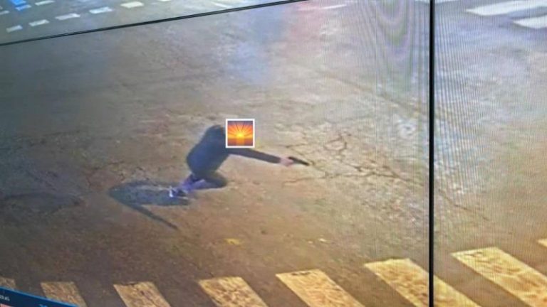 بالفيديو: قتيل وإصابة 5 مستوطنين بعملية فدائية في تل أبيب