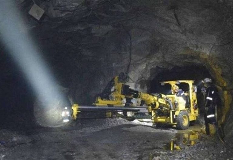 كولومبيا: 11 قتيلاً على الأقل في انفجار في منجم للفحم