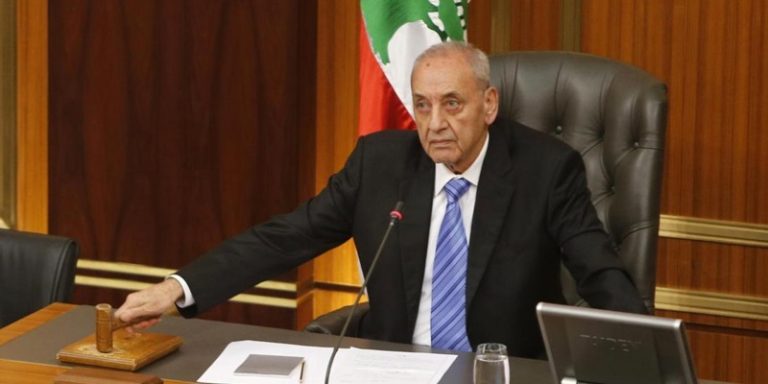 برّي يفتح نافذة على “الخيار الثالث”!