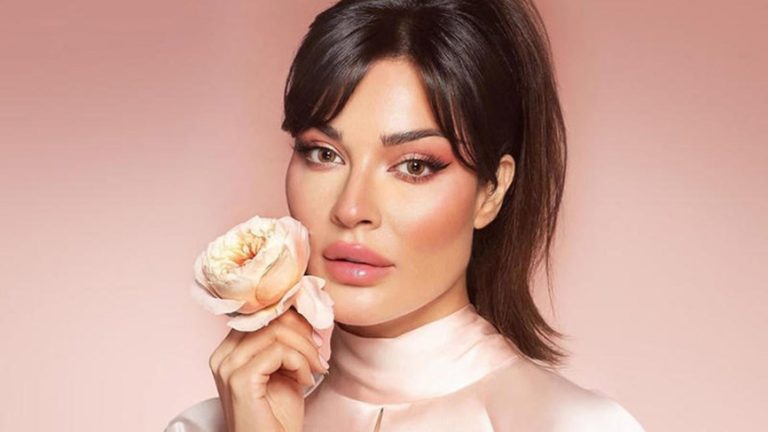 بالصورة.. لماذا بكت إبنة نادين نجيم؟