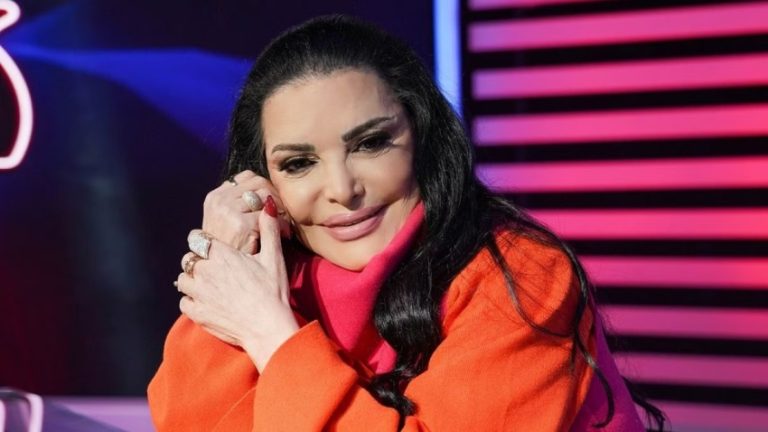 بالفيديو.. نضال الأحمدية تكشف تفاصيل عن خلافاتها مع فنانين
