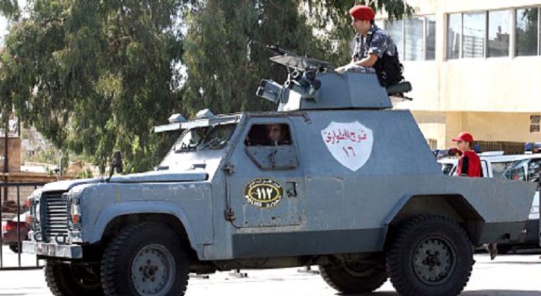 العسكريون يتدبرون كلفة غسل الآليات وغيار الزيت من علاقاتهم!