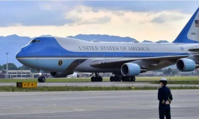 ثغرة تواجه طائرات الرئاسة الأميركية