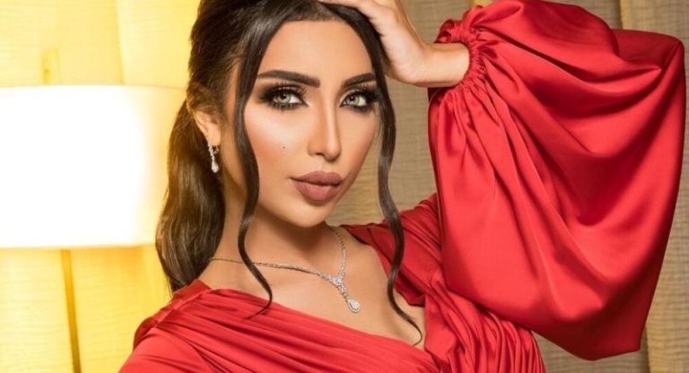 دنيا بطمة لسعد لمجرد: الله يفرجها عليك