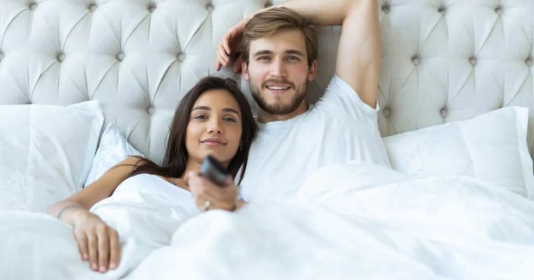 نصائح لمنع إنشغالات الأمومة من التأثير على العلاقات الحميمة