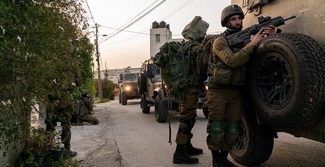 بالفيديو.. شهيد وإصابات برصاص الاحتلال في أريحا