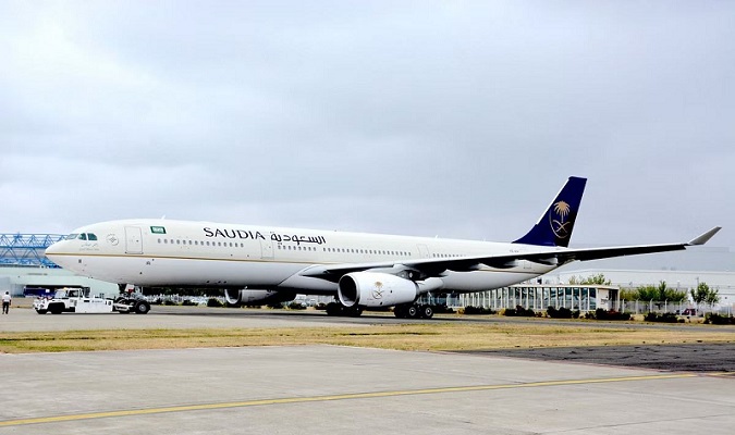 إصابة طائرة سعودية بطلقات نارية بالخرطوم.. وإجلاء الركاب