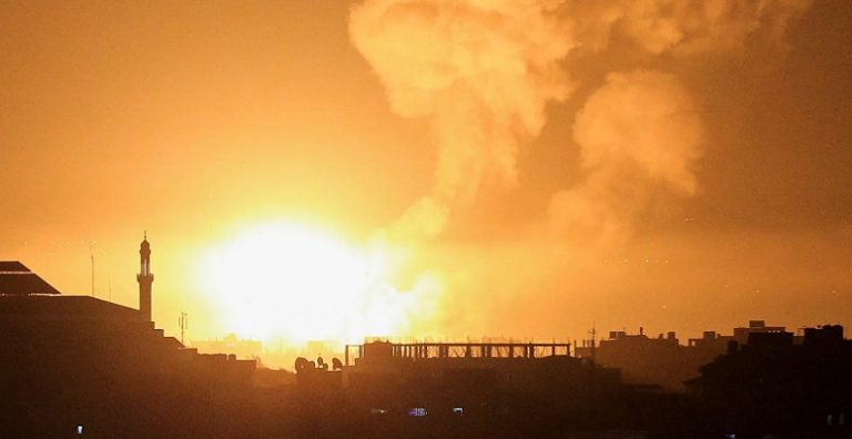 بعد العدوان ليلاً.. الاحتلال يعلن عودة الحياة إلى طبيعتها عند الحدود مع غزة ولبنان