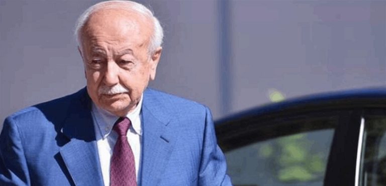 نازك الحريري نعت مصطفى الزعتري