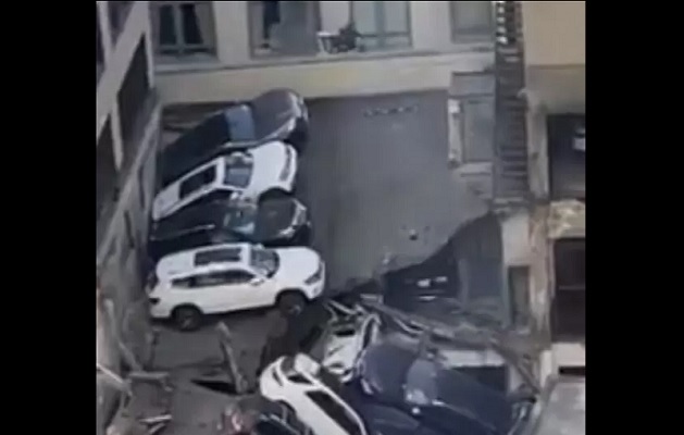 بالفيديو.. إنهيار مبنى في مانهاتن