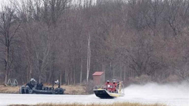 مقتل 8 مهاجرين أثناء عبورهم نهراً لدخول أميركا