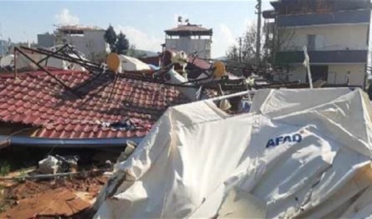 اثار الزلزال