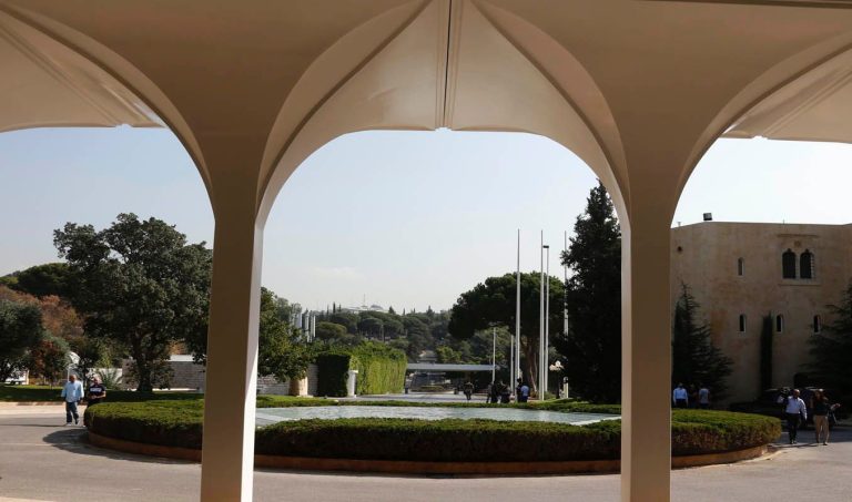 ماذا يعني رئيساً “بيفهم” إقتصاد بالنسبة لأميركا في لبنان؟