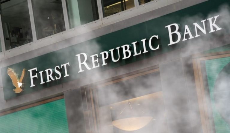 إنهيار سهم بنك أميركي بعد سحب الودائع