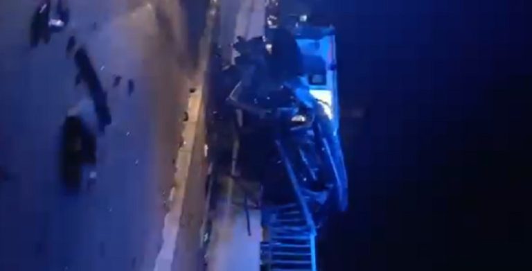 بالفيديو: إصابات بحادث سير على أوتوستراد المطار